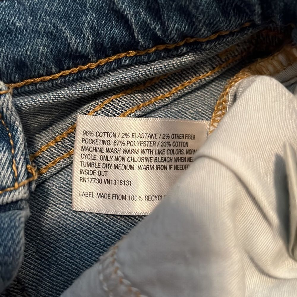 Art Class Distressed Jeans  - Picture 7 of 9